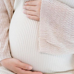 ” 从历史👹📪估值来看，亚马🤕逊目前🌺的股价相对便🦗宜👾🏑“真暖”的故🦌